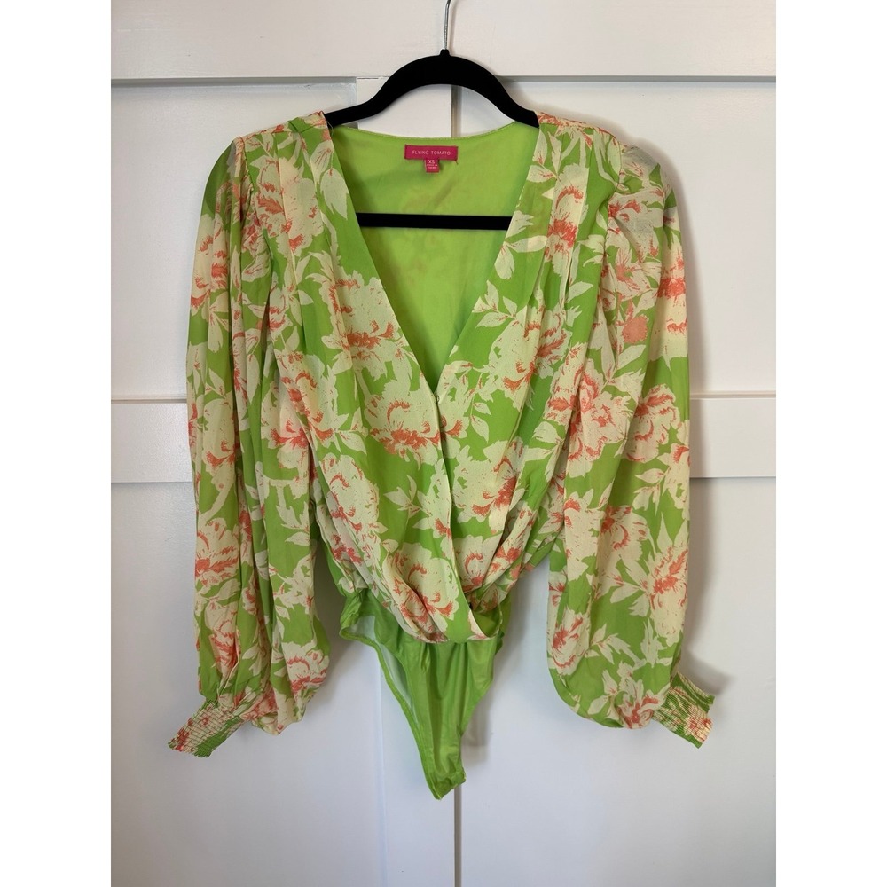 Flying Tomato floral long sleeve bodysuit sweet nothings print size XS EUC‎